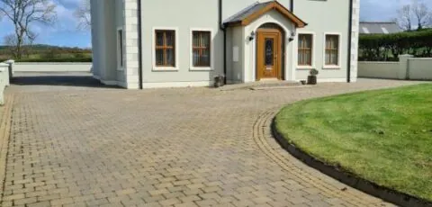 Ballyloskey House
