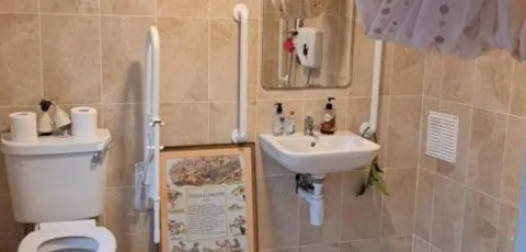 Budget Double Room in City