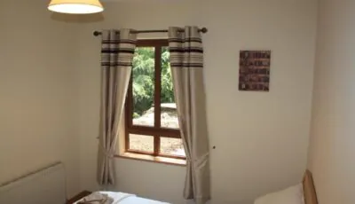 Butterfly cabin