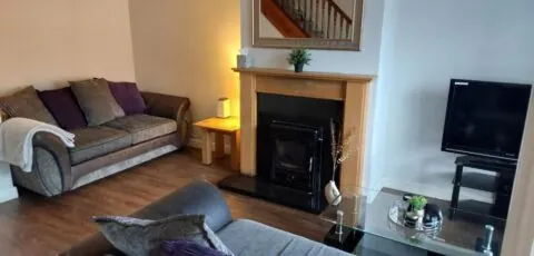 Cosy 2 bed house