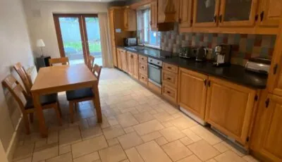 Cosy 4 Bedroom Galway House with Rear Garden Patio