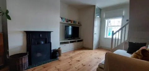 Cosy Home with Office 10 Mins Stroll to Seafront