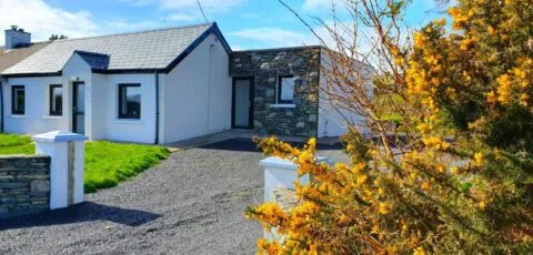 Cosy cottage at the sea