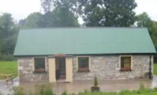 Cottage ideal for Family&rsquo;s & private lake access