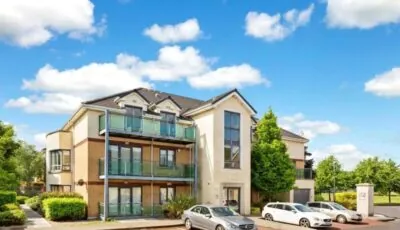 Dublin Airport Large 2 Bedroom Luxury Serviced Apartment