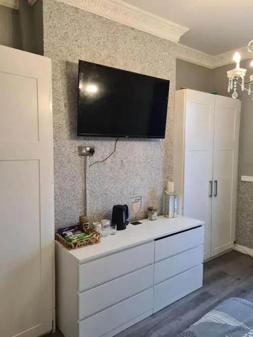 Entire top floor based in Dublin city centre
