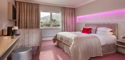 Four Seasons Hotel Carlingford