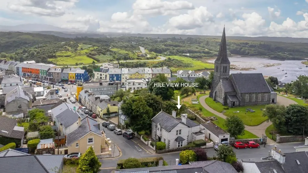 Hill House Clifden