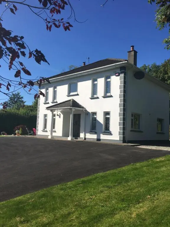 Laurel lodge