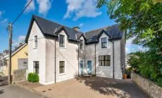 One bedroom apartment to sleep 2 in the heart of Kenmare town