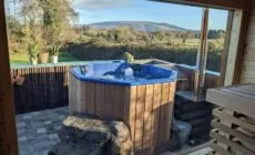 Secluded Private Cottage Hot-tub