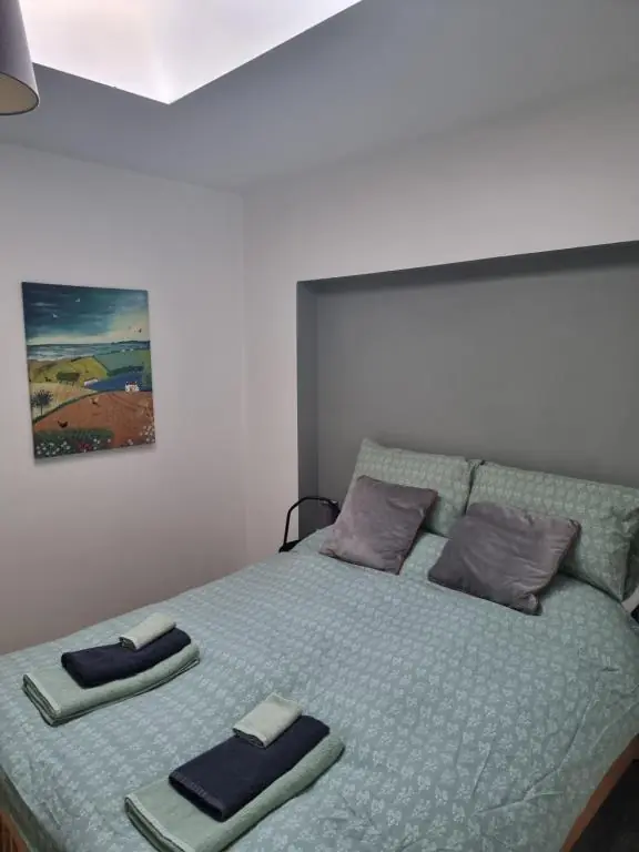 Spacious Curragh 2-bed apartment with own entrance