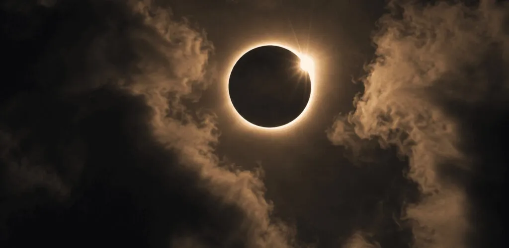 Une éclipse solaire spectaculaire bientôt visible depuis l’Irlande