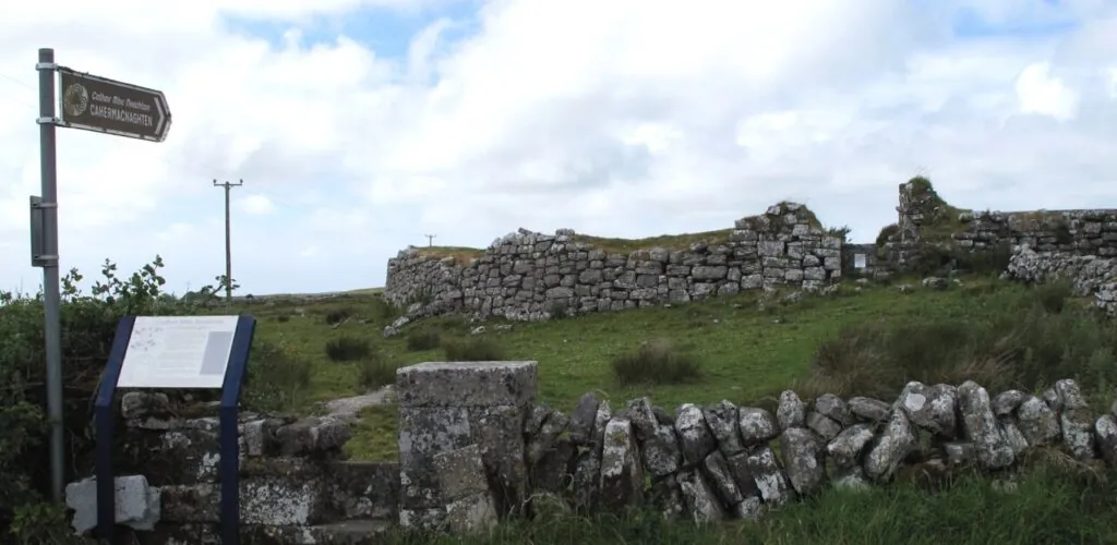 cahermacnaghten stone fort