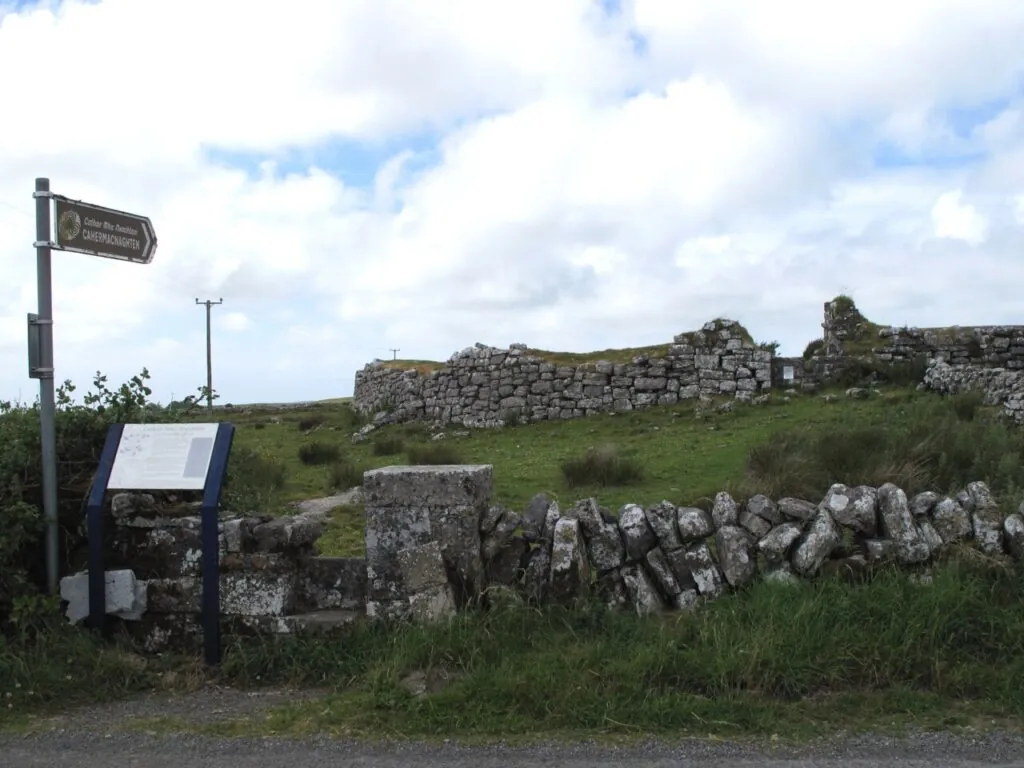 cahermacnaghten stone fort