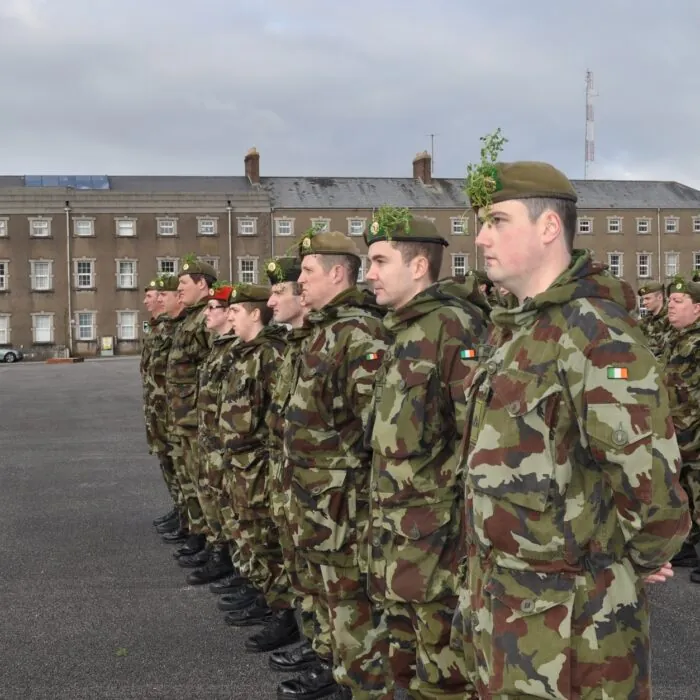 Collins Barracks à Cork lors de la parade de la Saint-Patrick