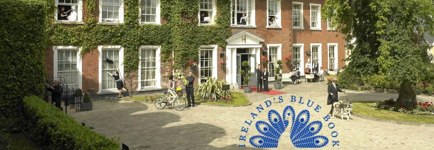 Où dormir près de l’aéroport de Cork ? Cinq hôtels selon votre heure de vol 5 Façade et jardins de Hayfield Manor à Cork